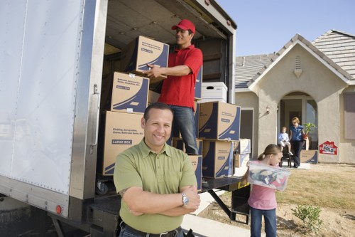 Balham moving help showing loading support for flats and narrow streets