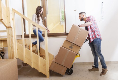 Removal truck hire for flat and house moves in Balham